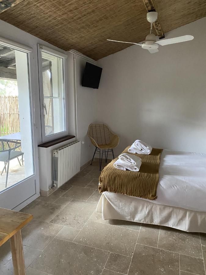 Hotel Du Pont Blanc Saintes-Maries-de-la-Mer Esterno foto