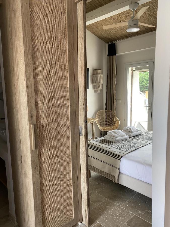 Hotel Du Pont Blanc Saintes-Maries-de-la-Mer Esterno foto
