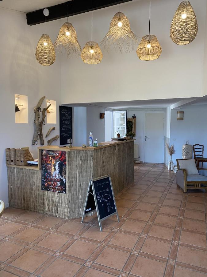 Hotel Du Pont Blanc Saintes-Maries-de-la-Mer Esterno foto
