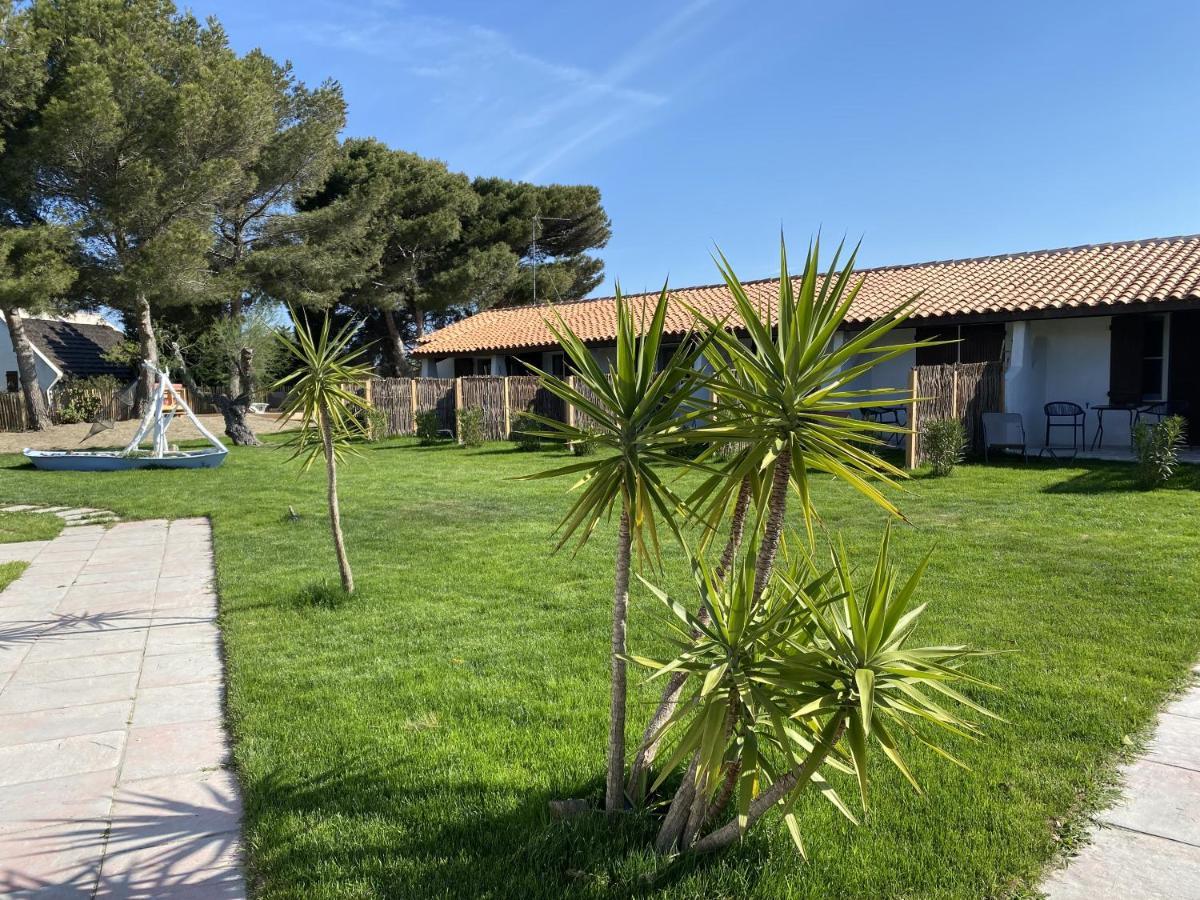 Hotel Du Pont Blanc Saintes-Maries-de-la-Mer Esterno foto
