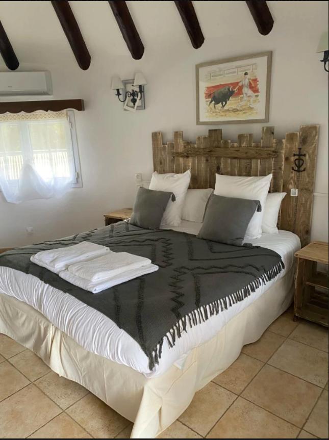 Hotel Du Pont Blanc Saintes-Maries-de-la-Mer Esterno foto
